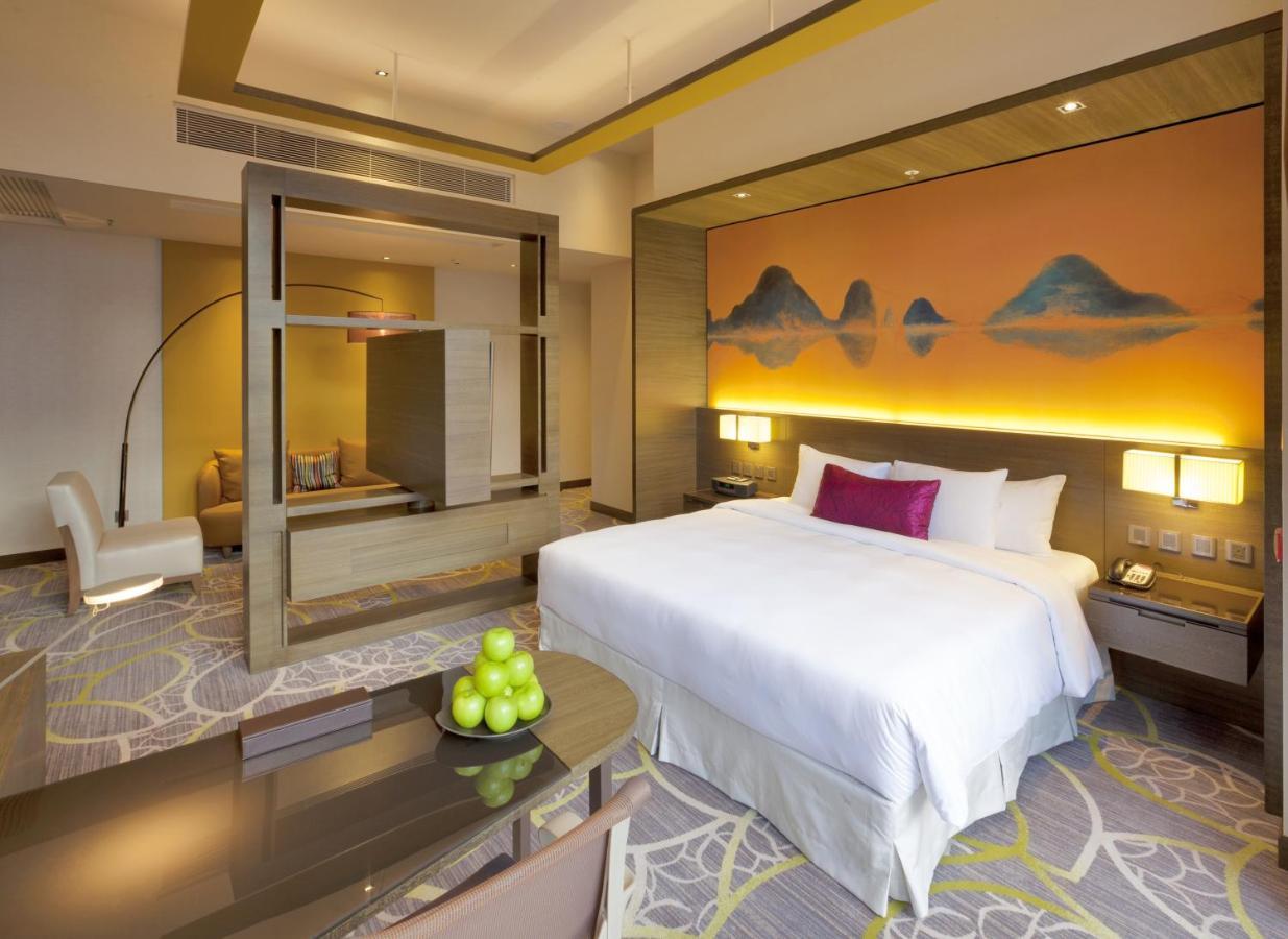 Crowne Plaza Hong Kong Kowloon East, An Ihg Hotel Bagian luar foto